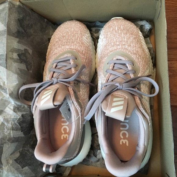 🔥BRAND NEW🔥 Women’s Adidas Alphabounce 1W size 6 - Picture 7 of 8